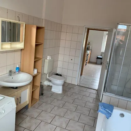 Monteurs Und Studenten Apartment
