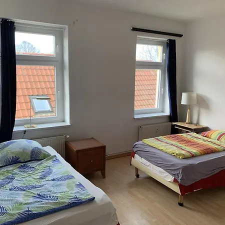 Monteurs Und Studenten Apartment *